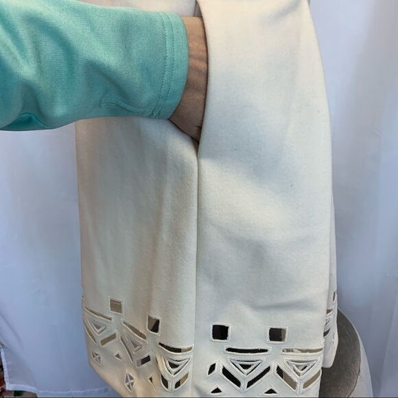 Catherine Malandrino cream Bryony Lasercut Skirt - Picture 4 of 9